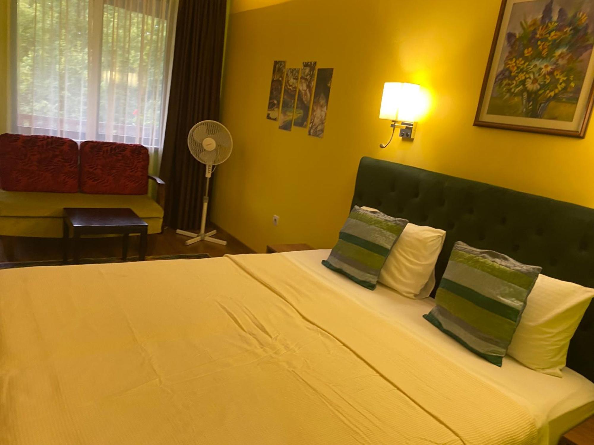 Park Hotel Fairy شيفليك المظهر الخارجي الصورة
